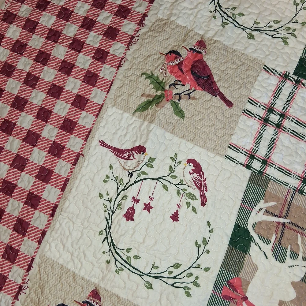 Festive Holiday King Size Quilt with Deer and Cardinal Design, With Shams